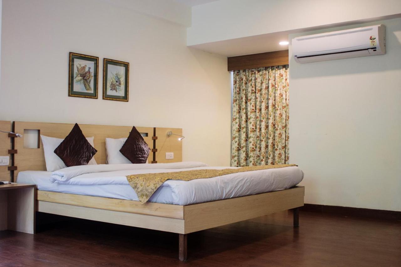 Savoy Greens Jabli Касаули Экстерьер фото